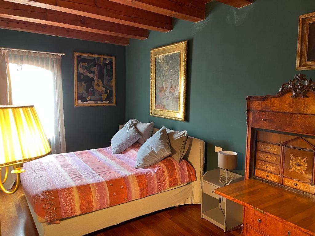 The Penthouse And Rooftop-terrace At Molino Stucky Venecia